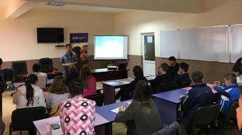 60 de tineri din programele Hope and Homes for Children au participat la seminarii financiare organizate de KRUK România